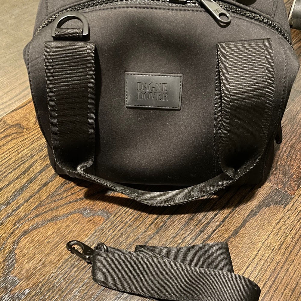 Dagne Dover Landon- Small